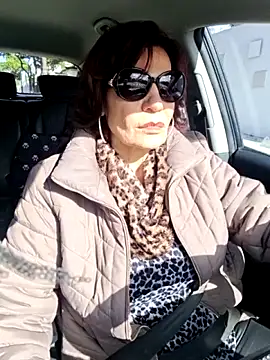 Snapshot of aubade246 chatting on December 20, 2025, 12:30 pm aubade246 online show from December 20, 2025, 12:30 pm