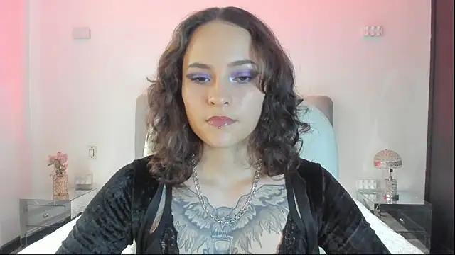 Snapshot of AnnyThompson_ chatting on February 24, 2026, 9:37 pm AnnyThompson online show from February 24, 2026, 9:37 pm