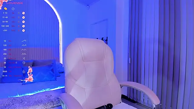 lilii adams online show from March 4, 2025, 11:29 am