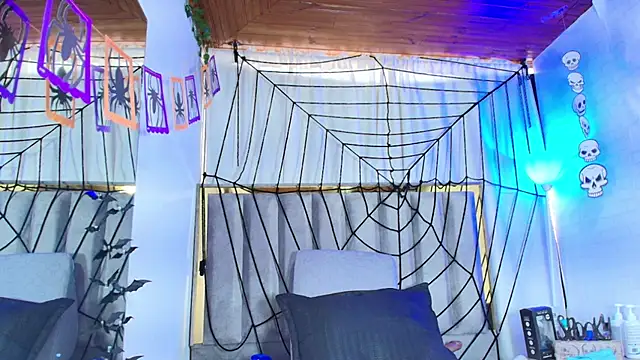 Zoe Curvy online show from October 12, 2025, 12:39 pm