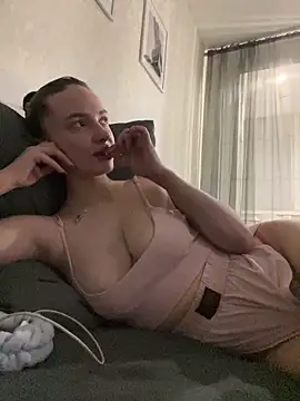 Kristis43 online show from February 21, 2026, 8:22 pm