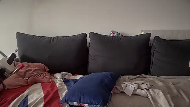 Snapshot of minette-sexy chatting on October 29, 2025, 11:31 am minette-sexy online show from October 29, 2025, 11:31 am