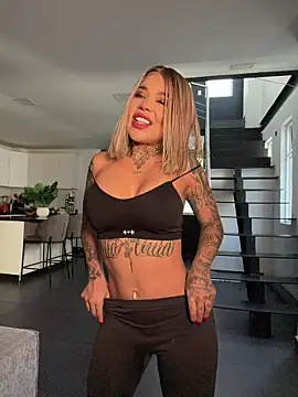 milaivanova online show from April 14, 2026, 12:21 pm