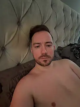 bobbylee2023 online show from March 10, 2026, 9:57 am