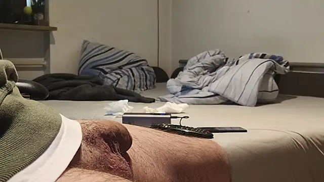 Snapshot of Alphapimmelchen chatting on March 18, 2026, 6:05 am Alphapimmelchen online show from March 18, 2026, 6:05 am