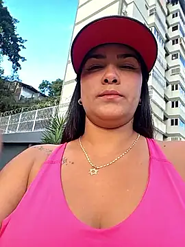 camiysebas21 online show from February 18, 2026, 8:38 pm