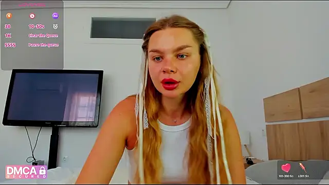 Molly sweetie online show from May 22, 2026, 6:33 am