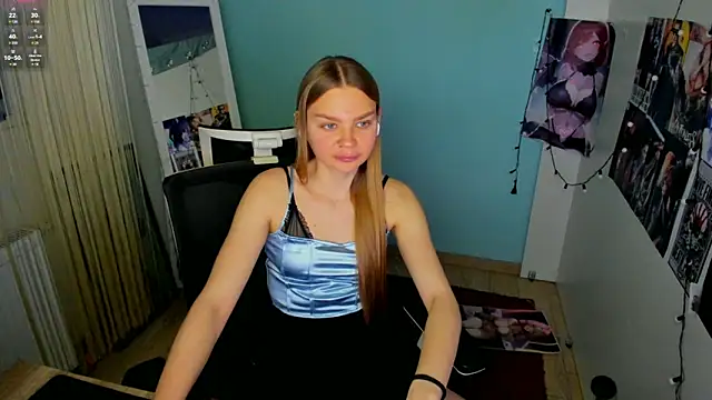 Molly sweetie online show from March 13, 2025, 10:47 am