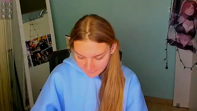 Molly sweetie online show from March 22, 2025, 7:25 am