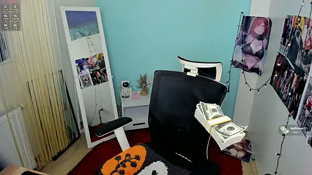 Molly sweetie online show from March 14, 2025, 7:15 am