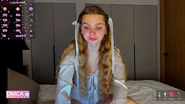 Molly sweetie online show from December 16, 2025, 7:12 am