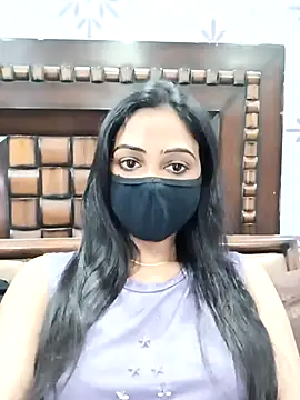 Snapshot of Yours-Bebo chatting on December 2, 2025, 3:07 am Yours-Bebo online show from December 2, 2025, 3:07 am