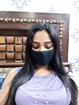 Snapshot of Yours-Bebo chatting on November 21, 2025, 6:51 pm Yours-Bebo online show from November 21, 2025, 6:51 pm