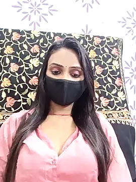 Snapshot of Yours-Bebo chatting on March 11, 2025, 8:19 am Yours-Bebo online show from March 11, 2025, 8:19 am