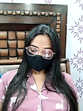 Snapshot of Yours-Bebo chatting on November 25, 2025, 5:52 am Yours-Bebo online show from November 25, 2025, 5:52 am