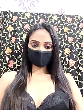 Snapshot of Yours-Bebo chatting on March 4, 2025, 5:24 pm Yours-Bebo online show from March 4, 2025, 5:24 pm