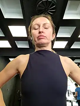 Snapshot of Miss____Mia_ chatting on November 26, 2025, 9:53 am Miss Mia online show from November 26, 2025, 9:53 am