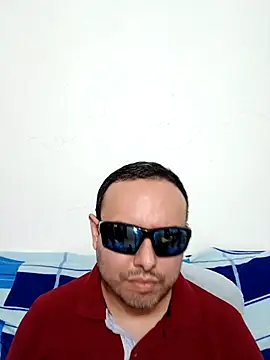 ElSunEagle online show from April 13, 2026, 2:26 am