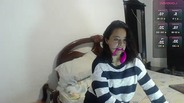 MagicStephany  online show from February 11, 2025, 1:41 pm