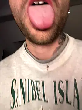 Snapshot of itsmehoneyhm chatting on November 8, 2025, 12:03 am itsmehoneyhm online show from November 8, 2025, 12:03 am