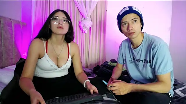 Snapshot of Pinkandyellowpokemon chatting on March 17, 2026, 3:09 am Pinkandyellowpokemon online show from March 17, 2026, 3:09 am