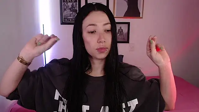 Snapshot of lilyy_evanss chatting on January 28, 2025, 8:47 pm lilyy evanss online show from January 28, 2025, 8:47 pm