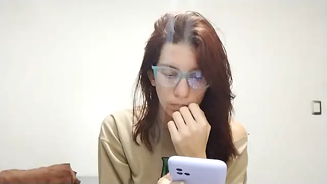 Luna-e-Franco1 online show from December 14, 2025, 7:30 pm