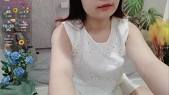 Snapshot of Milajinxi chatting on November 6, 2025, 12:47 am Milajinxi online show from November 6, 2025, 12:47 am