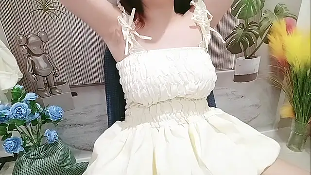 Snapshot of Milajinxi chatting on October 17, 2025, 12:47 am Milajinxi online show from October 17, 2025, 12:47 am