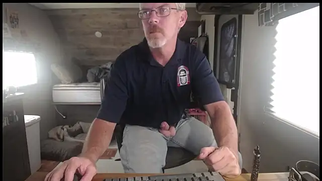 Di9ital069 online show from October 25, 2025, 8:20 pm