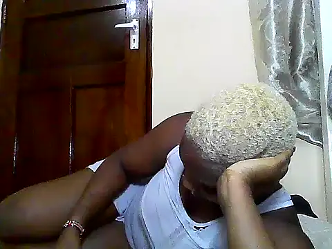 Snapshot of SexyKimberly23 chatting on March 3, 2026, 9:22 pm SexyKimberly23 online show from March 3, 2026, 9:22 pm