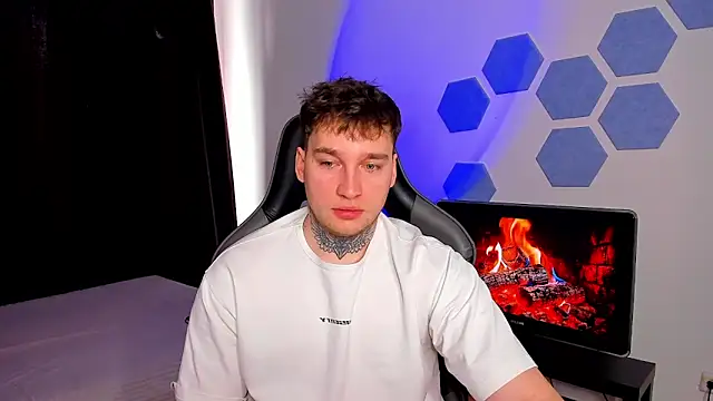 Chris Tyson online show from February 9, 2026, 8:23 am