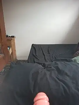 Snapshot of LYZBORNHD chatting on March 12, 2025, 9:24 pm LYZBORNHD online show from March 12, 2025, 9:24 pm