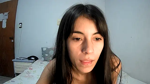 Snapshot of melodybar27 chatting on February 14, 2025, 11:09 pm melodybar27 online show from February 14, 2025, 11:09 pm