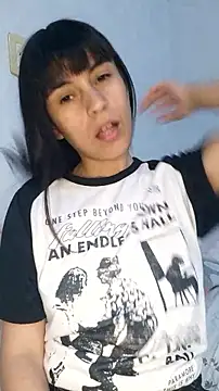 Snapshot of melodybar27 chatting on December 4, 2024, 8:34 pm melodybar27 online show from December 4, 2024, 8:34 pm