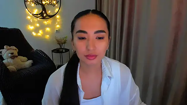 worldofkim online show from February 8, 2026, 12:47 pm