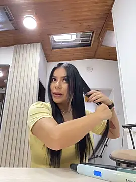 Miah gomez  online show from March 13, 2026, 11:37 am