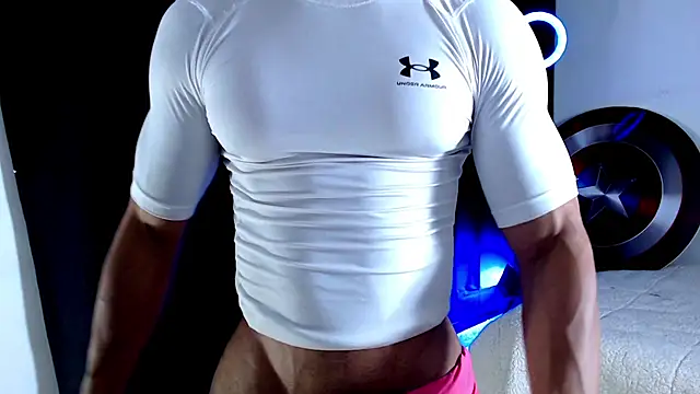 Antonywebb94 online show from November 13, 2025, 4:22 pm