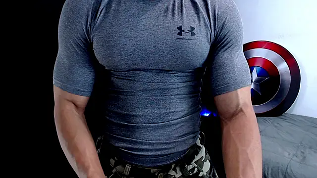 Snapshot of Antonywebb94 chatting on February 4, 2026, 5:52 pm Antonywebb94 online show from February 4, 2026, 5:52 pm