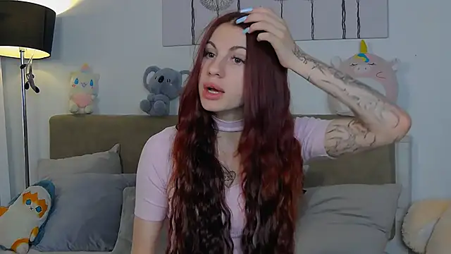 CassKiera online show from September 15, 2025, 5:08 am