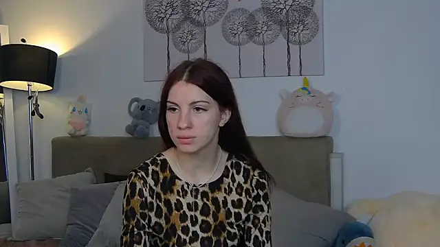 CassKiera online show from September 30, 2025, 5:02 am