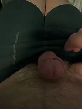 Snapshot of Kissoks1@xh chatting on March 4, 2026, 8:55 am Kissoks1xh online show from March 4, 2026, 8:55 am