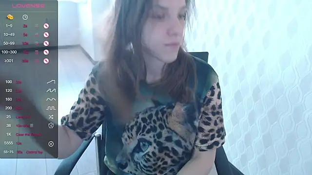 Snapshot of LisaHeart chatting on September 10, 2025, 3:11 pm LisaHeart online show from September 10, 2025, 3:11 pm