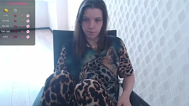 Snapshot of LisaHeart chatting on September 21, 2025, 10:20 am LisaHeart online show from September 21, 2025, 10:20 am