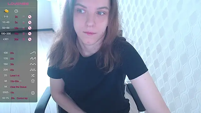 Snapshot of LisaHeart chatting on September 26, 2025, 1:40 pm LisaHeart online show from September 26, 2025, 1:40 pm