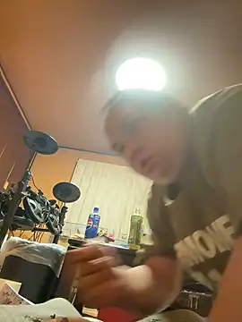 Snapshot of punk0805 chatting on September 15, 2025, 10:59 am punk0805 online show from September 15, 2025, 10:59 am