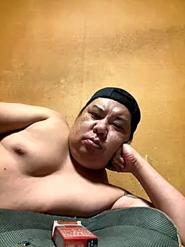 Snapshot of punk0805 chatting on October 6, 2025, 12:50 pm punk0805 online show from October 6, 2025, 12:50 pm