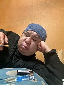 Snapshot of punk0805 chatting on February 28, 2026, 8:08 pm punk0805 online show from February 28, 2026, 8:08 pm