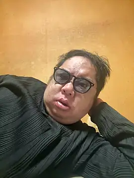 Snapshot of punk0805 chatting on February 4, 2026, 10:54 am punk0805 online show from February 4, 2026, 10:54 am