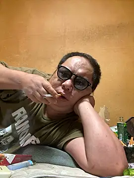 Snapshot of punk0805 chatting on September 24, 2025, 12:22 pm punk0805 online show from September 24, 2025, 12:22 pm